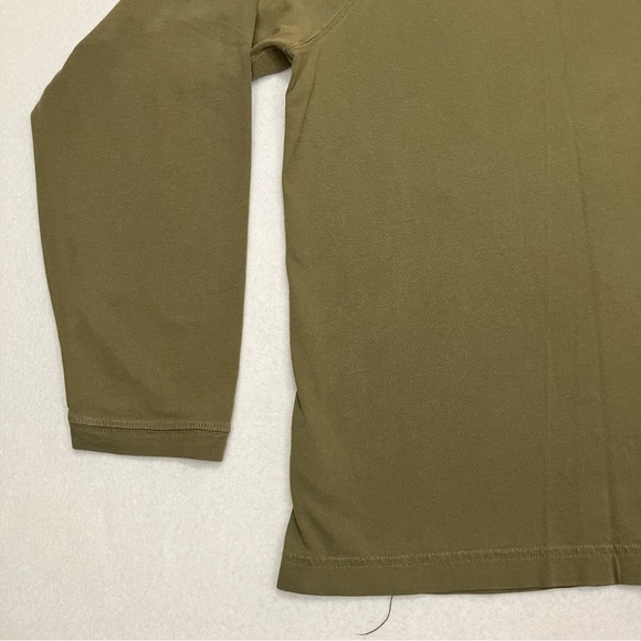 The North Face • Long Sleeve Top - Picture 6 of 12